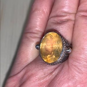 Silver synthetic amber stone ring